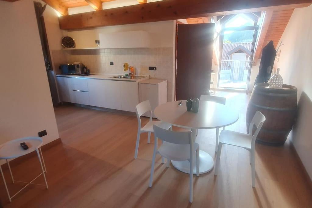 Charming 2.5Room Flat In Center Of Monforte dʼAlba Zewnętrze zdjęcie